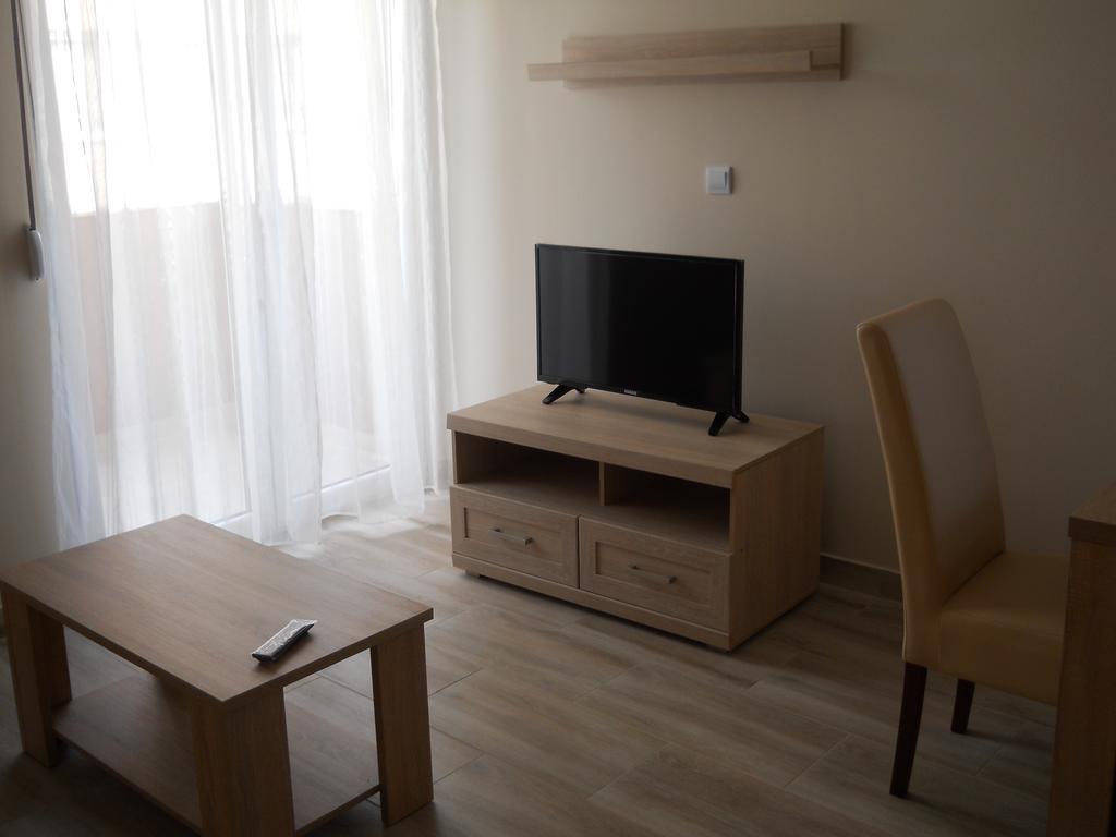 Apartments Mira Tivat Exterior photo