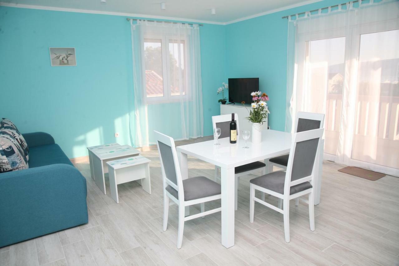 Apartments Mira Tivat Exterior photo